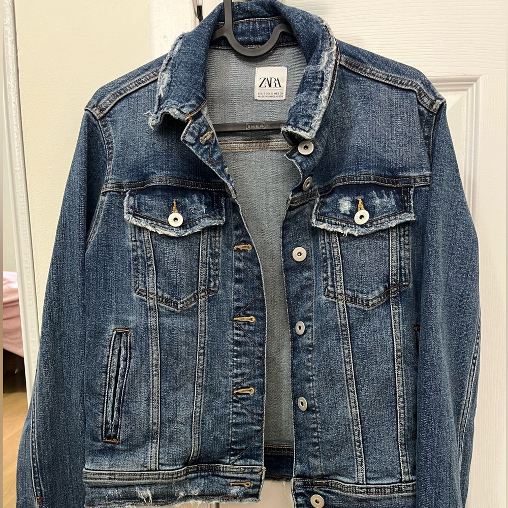 Zara Denim Jacket - Picture 2 of 6